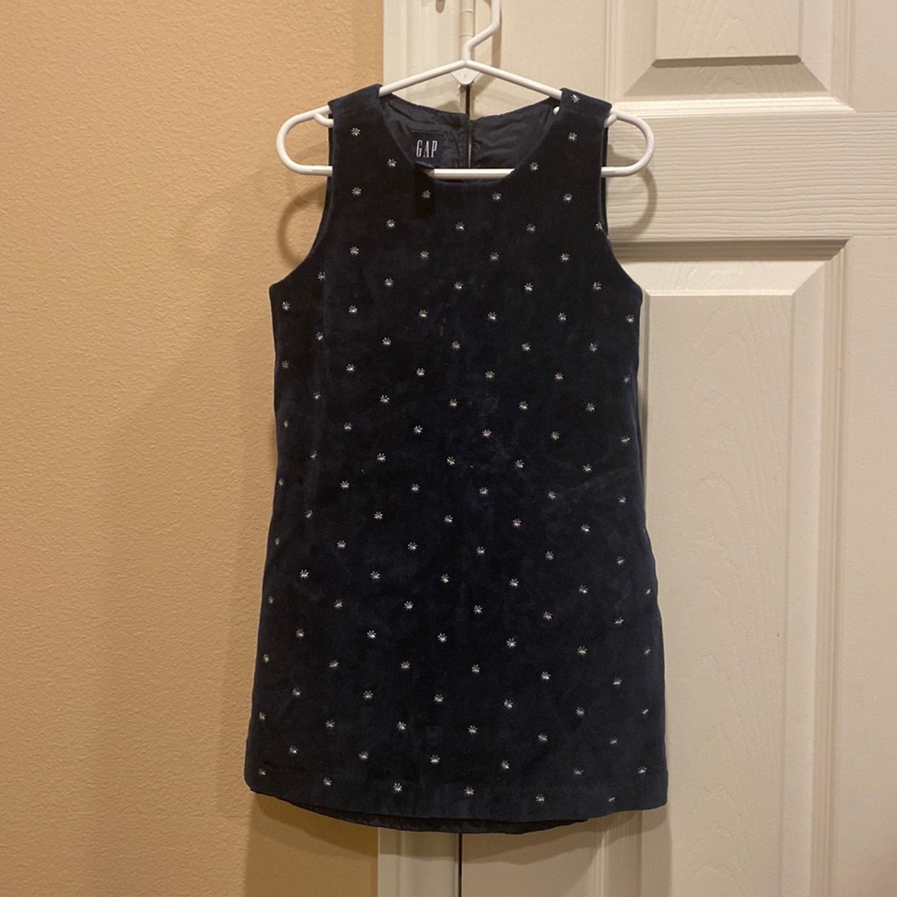GAP fully lined 100% cotton velvet jumper w/ silver snowflake embroidery accents